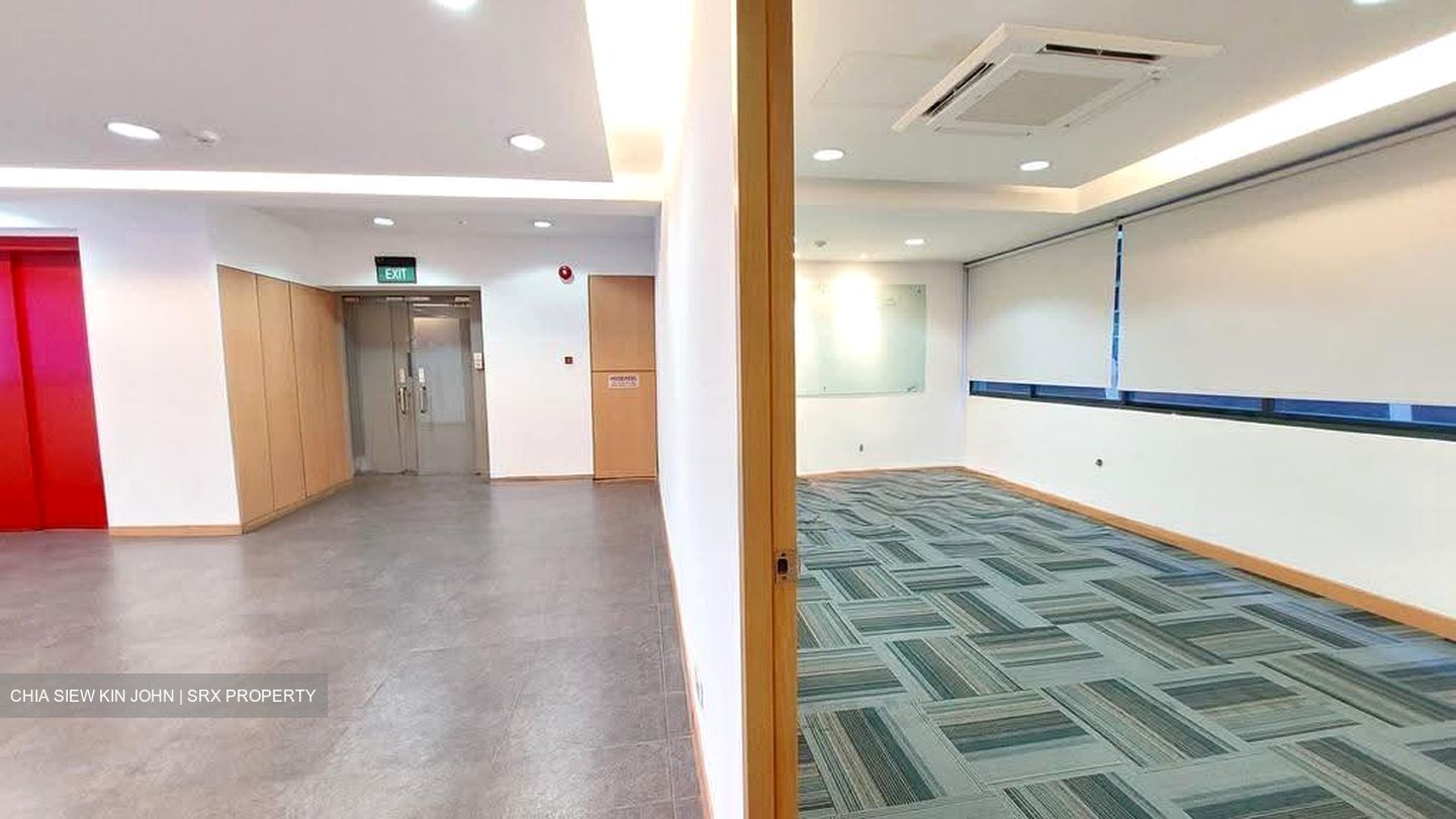 Lhk 2 (D13), Office #624453231